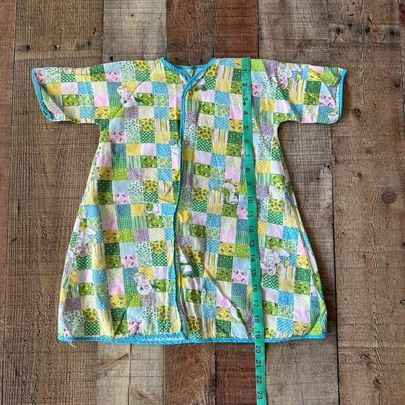 Vintage Handmade Quilted Baby Sleep Sack With Patchwork Pattern & Snap Closures - Picture 3 of 4